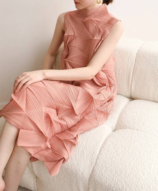 2MUAY รุ่น GJO6613 เดรสอัดพลีทงานคุณภาพ SLEEVELESS ZIGZAG PLEATED DRESS 9สี FREE SIZE