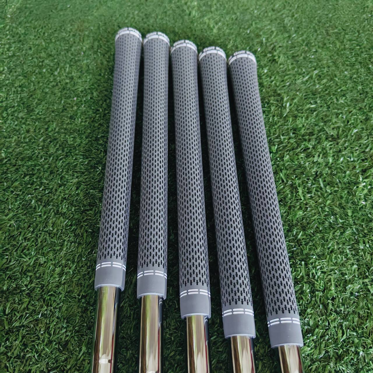 ชุดเหล็ก Taylormade P8CB Forged พึ่งเปิดตัว พรีเมี่ยมญี่ปุ่น! สภาพเหมือนซื้อของใหม่เลยค่ะ!!!