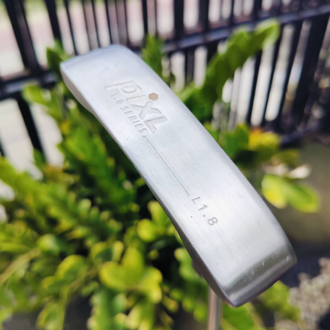 PUTTER PIXL 1.8 SERIES หน้าสัมผัสออกแบบพิเศษ เป็นสุดยอด MILLED เกาะไลน์อย่างมากเลยค่ะ น้ำหนักดีมาก ยาว 34 นิ้ว ไม้กอล์ฟพรีเมี่ยมมือสอง ของแท้ By NakaraLuxurious