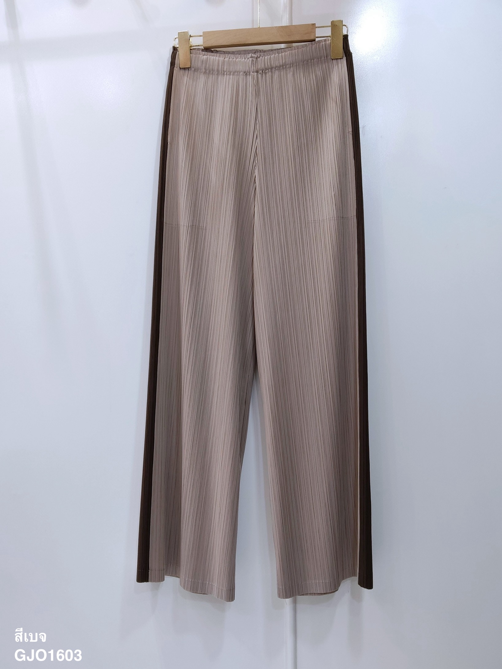 ปรับราคาลง20%!! ยาว 37.5นิ้ว 2MUAY รุ่น GJO1603 กางเกงพลีทคุณภาพ SIDE STRIPED TWO TONE PLEATED PANTS 6 สี FREE SIZE