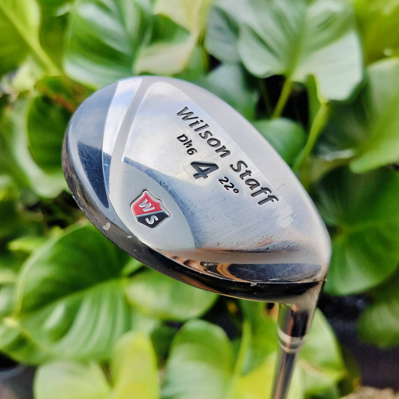 U4 WILSON STAFF องศา 22 ก้าน UST MAMIYA JAPAN FLEX R ใช้ NANO TECNOLOGY กริพ IOMIC ซีรี่ STAFF เป็นซีรี่ย์ที่โปรทัวร์ใช้จริง ไม้กอล์ฟพรีเมี่ยมมือสอง ของแท้ By NakaraLuxurious