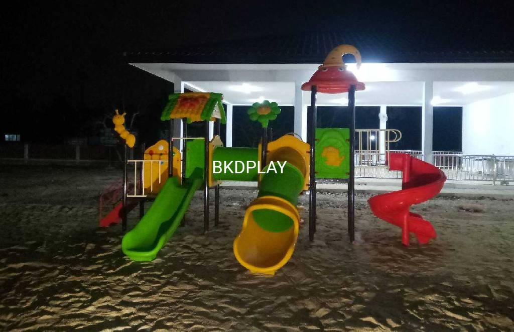 เครื่องเล่นสนาม กลางแจ้ง, ชุดหมวกมินิแฟนซีกับดอกไม้สดใส,เครื่องเล่นสนามปฐมวัย ครุภัณฑ์สนามเด็กเล่น, สพฐ,โครงการโรงเรียนประชารัฐ ศูนย์พัฒนาเด็กเล็ก playground,สไลเดอร์,ของเล่นเสริมพัฒนาการ, สนามเด็กเล่น