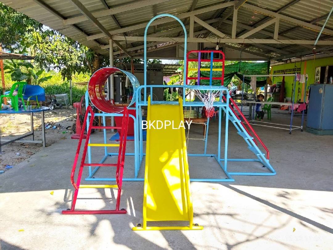 เครื่องเล่นสนามชุดรวมD ประกอบด้วยสไลเดอร์ปีนป่ายแป้นบาสและถังลอด, เครื่องเล่นสนามกลางแจ้ง , เครื่องเล่นสนามเหล็ก, ของเล่น, OutdoorPlayground,สนามเด็กเล่น,เครื่องเล่นงบสพฐ.ประชารัฐ ราคาโรงงาน