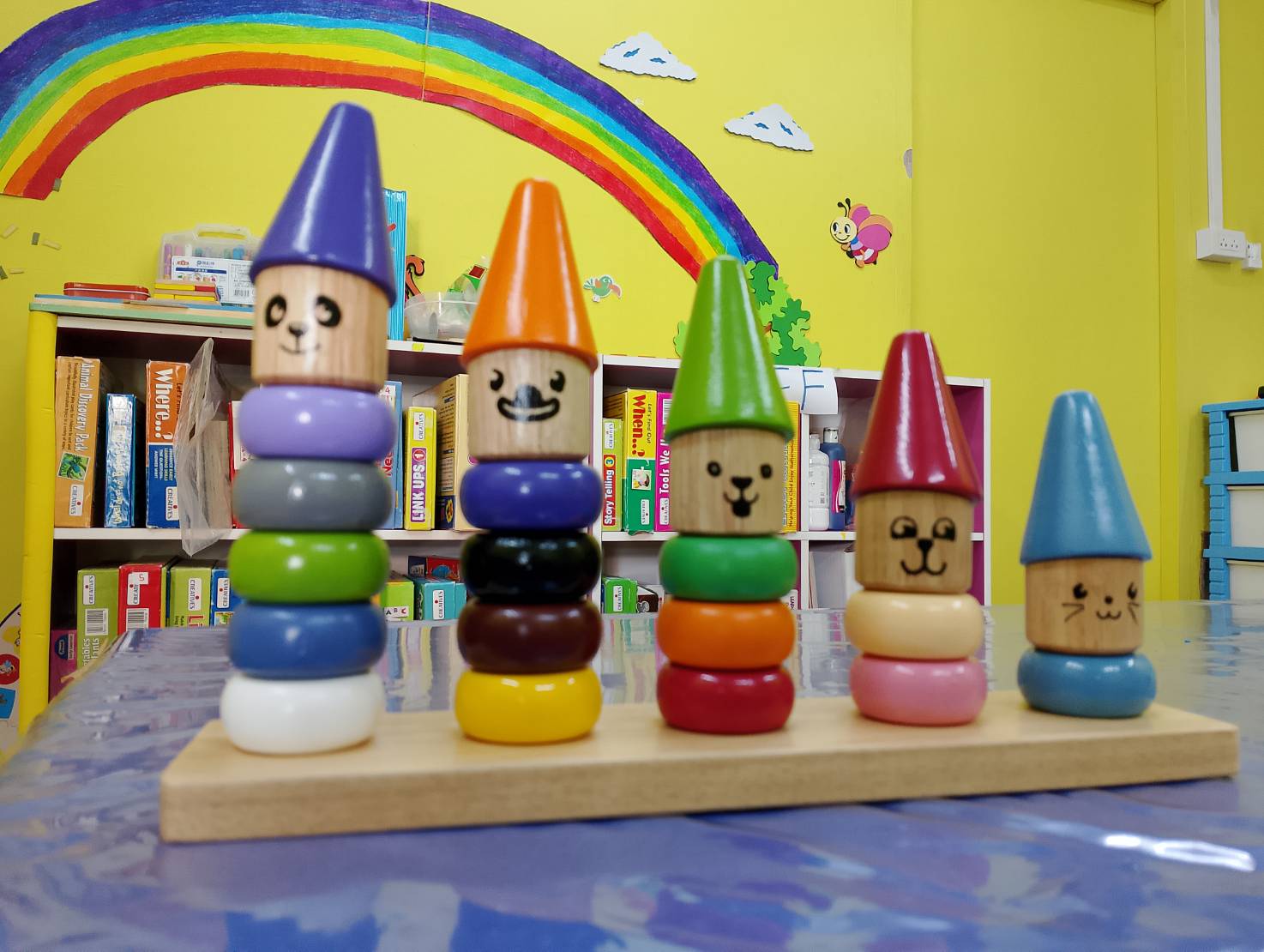 ตัวตลกใส่หมวกสวมหลัก12สี15ชิ้น โดนัทใส่หลัก ของเล่นเสริมพัฒนาการเด็ก ฝึกกล้ามเนื้อมัดเล็ก สมาธิ พร้อมส่ง