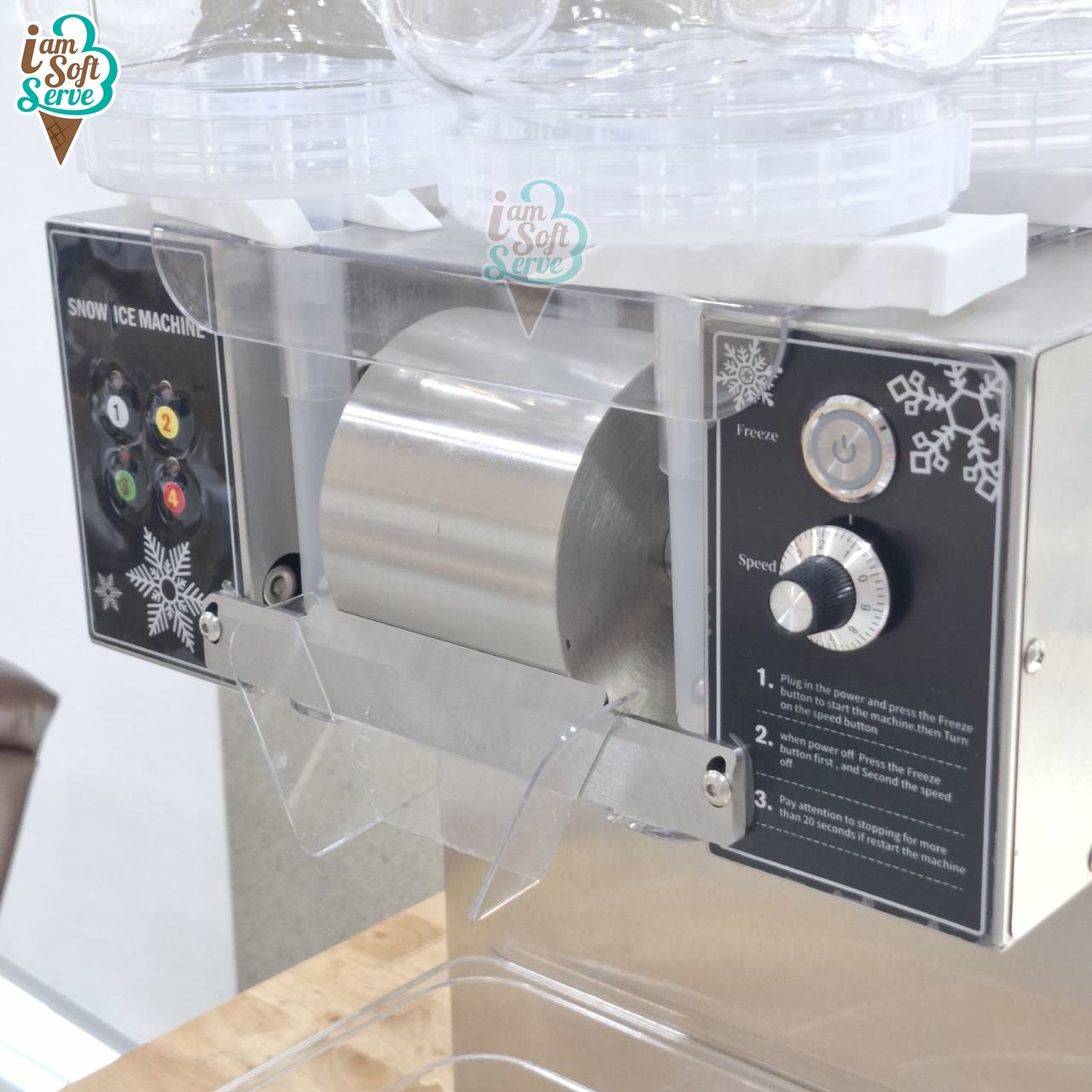 เครื่องทำบิงซู เครื่องทำน้ำแข็งเกล็ดหิมะ SNOWMAKER รุ่น SM-120A4 กำลังผลิต 120 Kg/24H ทำได้ 4 รสชาติ