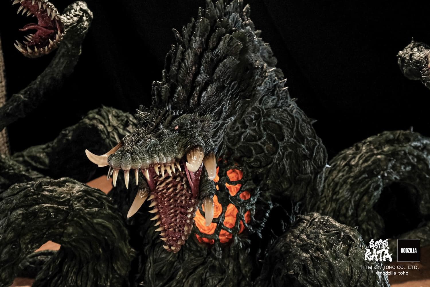 [สั่งจอง] KATA Studio : Biollante (65cm)