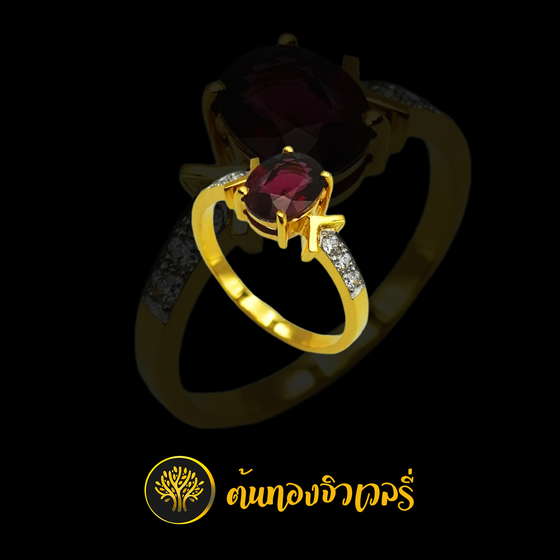 แหวนพลอยแดง ก้านลูกศรฝังเพชร สวยเนียน งามๆครับ