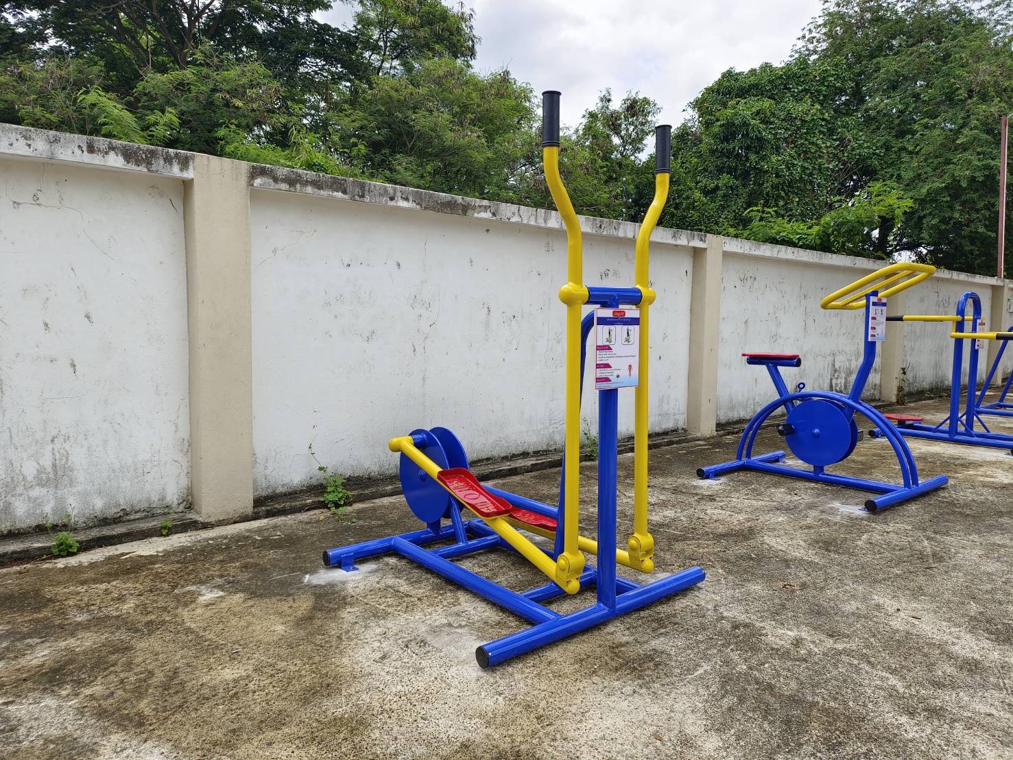 ชุดเครื่องออกกำลังกายกลางแจ้ง6รายการ โปร99,900 สนามกีฬา, เครื่องออกกำลังกายผู้ใหญ่, เครื่องออกกำลังกายสวนสาธารณะ หมู่บ้าน,Exercise equipment outdoor , OutdoorPlayground ,ราคาโรงงาน