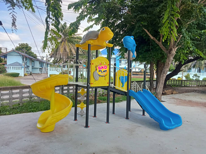 เครื่องเล่นสนามกลางแจ้ง-ในร่ม ชุด สัตว์ทะเลC ,สไลเดอร์ใหญ่,ครุภัณฑ์สนามเด็กเล่น,งบ.สพฐ,โครงการโรงเรียนประชารัฐ, เครื่องเล่นสนามระดับก่อนประถมศึกษา, งบประมาณ80,000 playground,สไลเดอร์,ของเล่นเสริมพัฒนาการ,เครื่องเล่นสนาม, สนามเด็กเล่น
