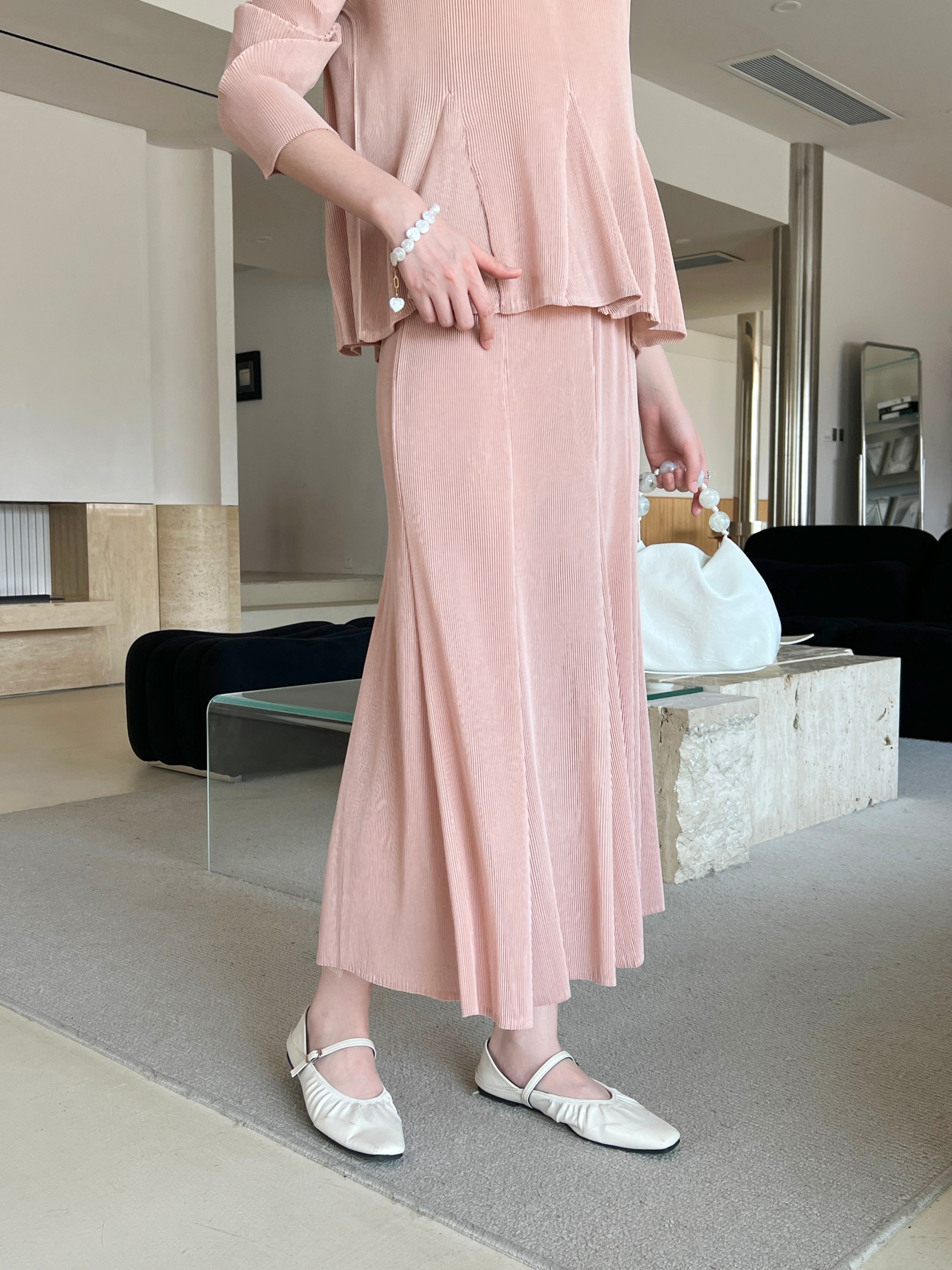 ปรับราคาลง20%!! ยาว 34นิ้ว! 2MUAY รุ่น GJO1744 กระโปรงพลีทคุณภาพ MERMAID PLEATED SKIRT 9 สี FREE SIZE