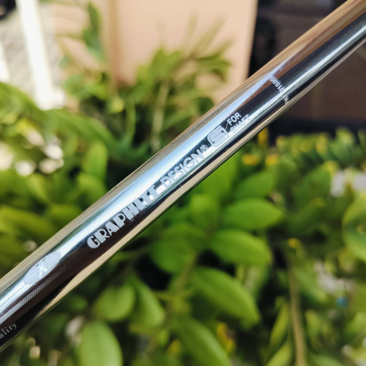 ก้านแข็ง-แรงใส่เต็ม!!! GRAPHITE DESIGN Tour AD G-008 FLEX X มาพร้อมสลีฟใส่ Taylormade และมีกริพติดมาให้แล้ว ไขใส่ ตีได้เลย ก้านไม้กอล์ฟพรีเมี่ยมมือสอง ของแท้ By NakaraLuxurious