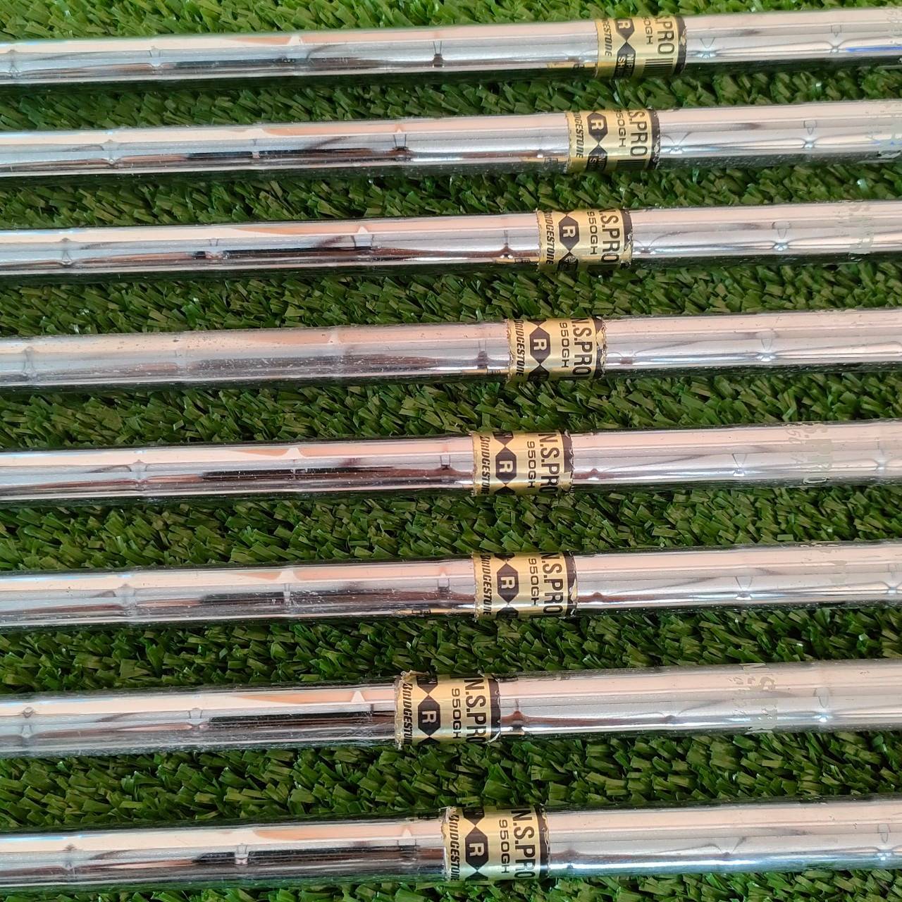 ชุดเหล็ก TOURSTAGE V7000 L.C.FORGED พรีเมี่ยมญี่ปุ่น มีเหล็ก 4-9 เเละ PW P/S ก้าน N.S.PRO 950GH FLEX R