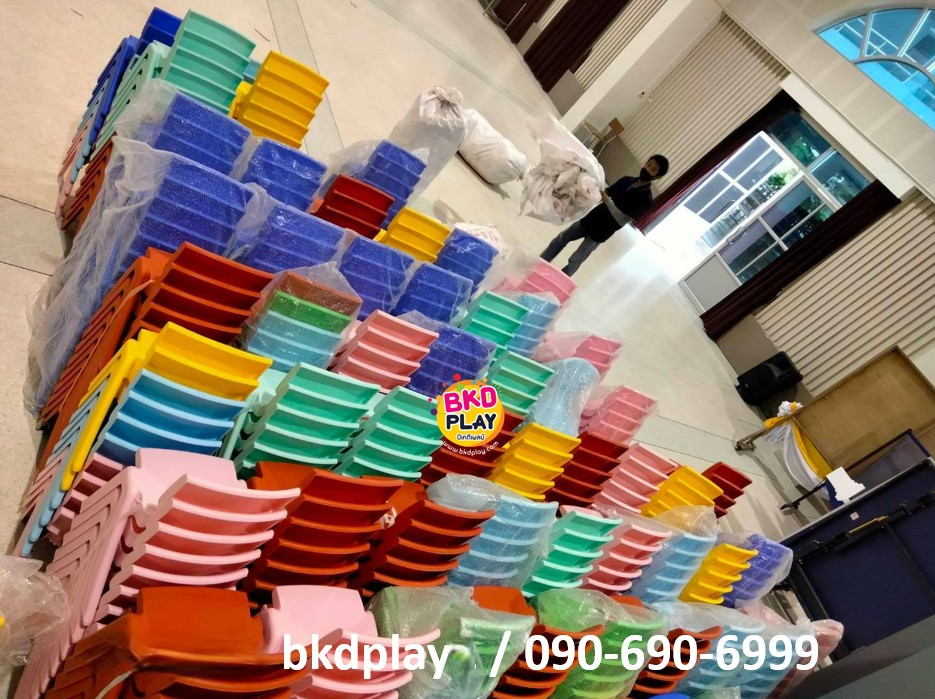 ชุดโต๊ะกลมขาเหล็ก พร้อมเก้าอี้ 6ตัว โต๊ะกลมขาเหล็กขนาดใหญ่ โต๊ะกิจกรรมเด็กอนุบาล พร้อมส่ง