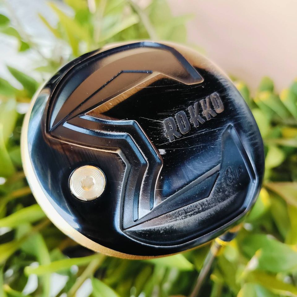 FW3 ROKKO องศา 15 ตีไกลมาก!!! ก้าน TOUR AD ทองคำแท้ 24K FLEX R ฟีลลิ่งนุ่มนวล ก้านเบามาก ออกแบบให้ตีโดนง่ายมาก ไม้กอล์ฟพรีเมี่ยมมือสอง ของแท้ By NakaraLuxurious