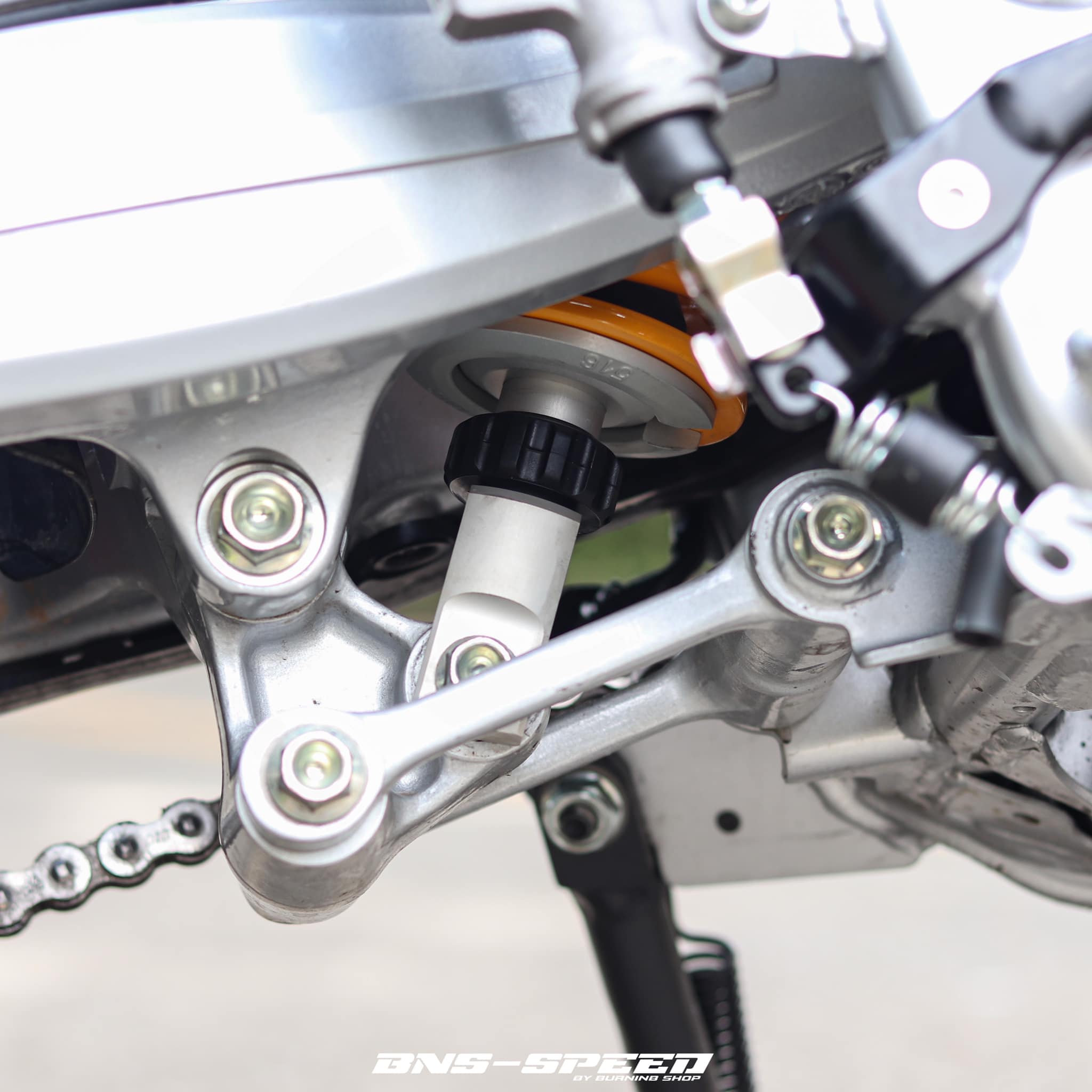โช้คหลัง Ohlins HO 129 CRF300L