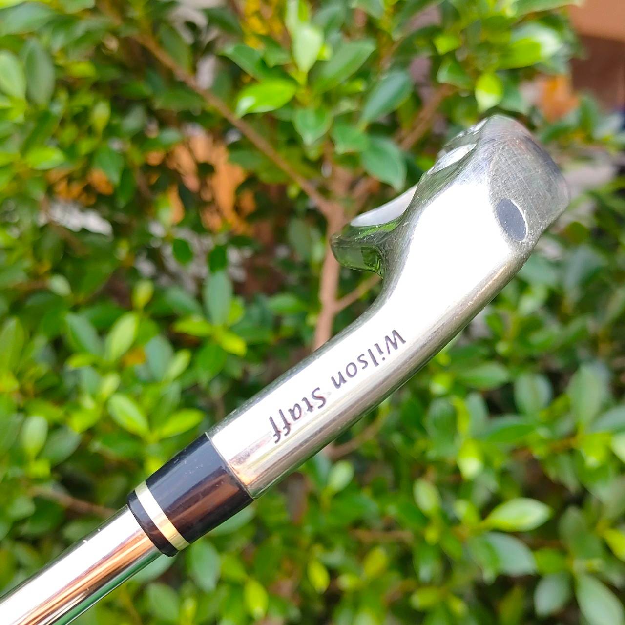 ชุดเหล็ก WILSON STAFF Nc6 มีเหล็ก 5 - 9 เเละ PW ก้าน N.S.PRO 850GH FLEX S ชุดนี้เป็นชุดพรีเมี่ยมของ WILSON เป็นชุดเหล็กหน้าเด้ง ตีไกลกว่าปกติ