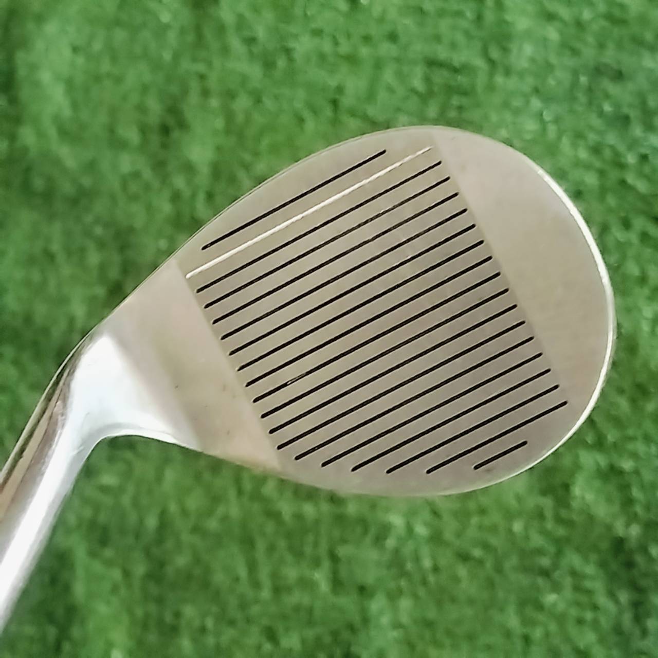WEDGE E-Z-TARGET มือสอง ของแท้ องศา 60 ก้าน NEW SUPER LITE FLEX R ใบใหญ่ และออกแบบให้ชิพง่ายๆๆๆมากที่สุด ไม้กอล์ฟพรีเมี่ยมมือสอง ของแท้ By NakaraLuxurious