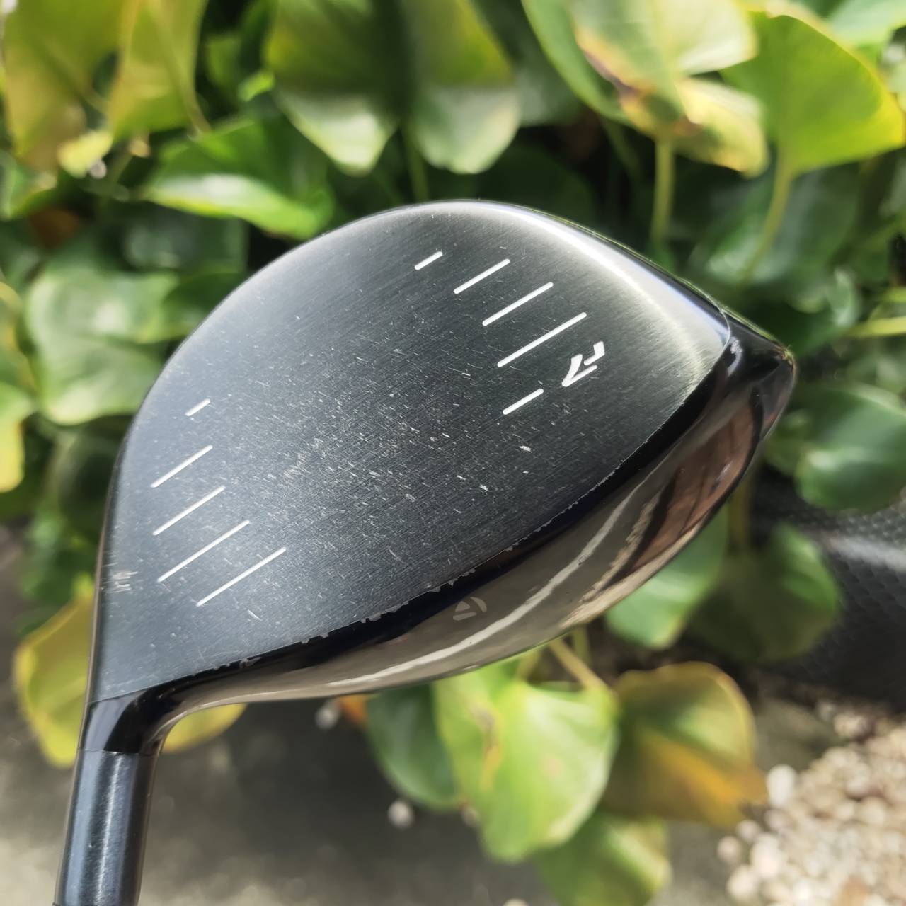 Driver Taylormade R7 SuperQuad ระบบ MWT (Movable Weight Technology) ใส่น้ำหนักได้ถึง 4 จุด