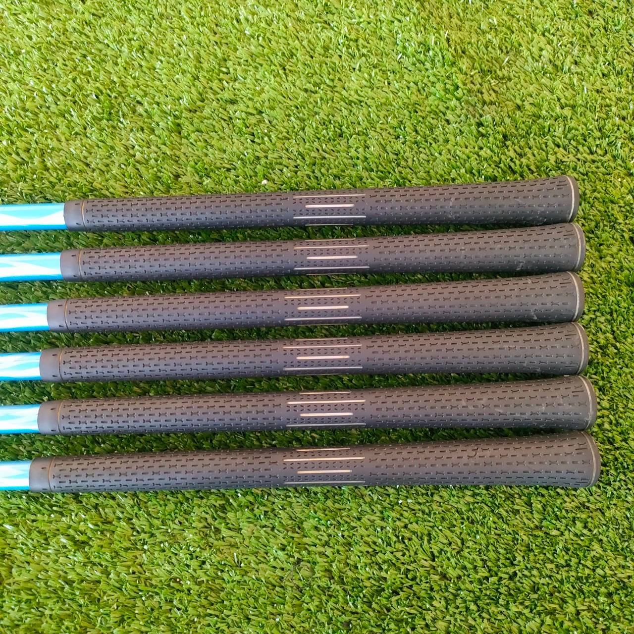 ชุดเหล็ก PING G MAX จุดดำ, จุดดำ LIE จะเท่ากับยี่ห้อทั่วไป, มีเหล็ก 5-9 เเละ W ครบ, ก้าน PING CFS J50 FLEX R เหล็กตีไกลแบบเต็มMAX ไม้กอล์ฟมือสอง ของแท้ BY NakaraLuxurious