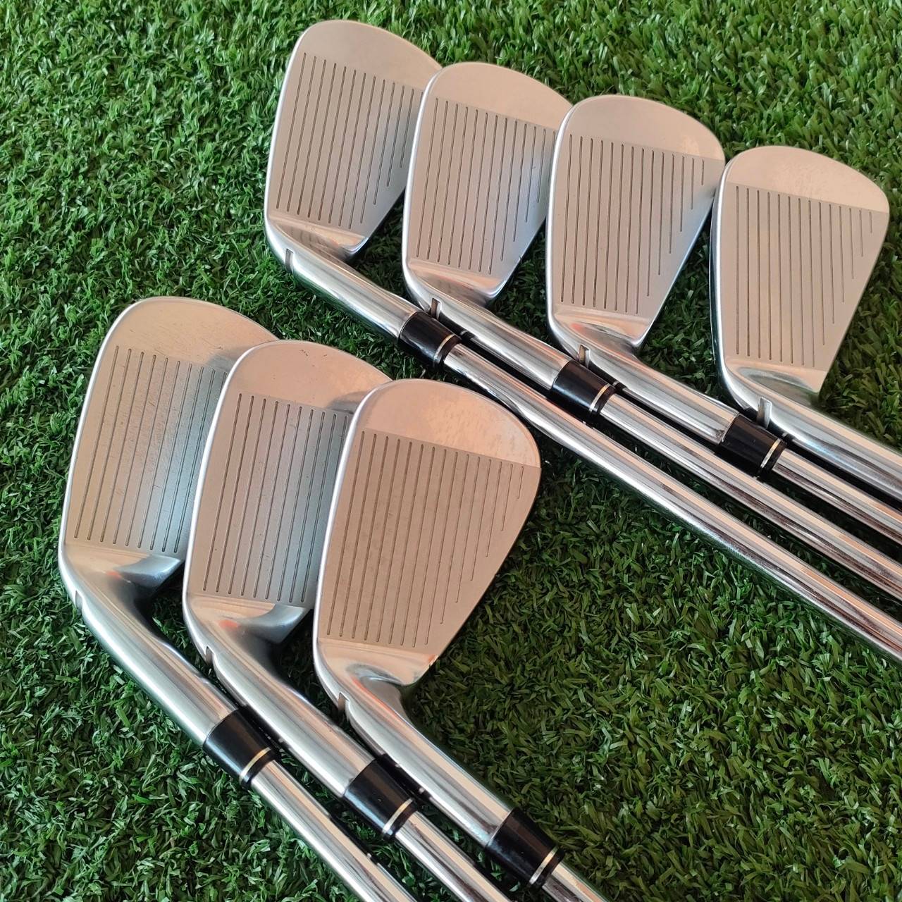 ชุดเหล็ก TAYLORMADE RBLADEZ TOUR มีเหล็ก 4 - 9 เเละ PW ก้าน KBS TOUR FST C-TAPER 95 FLEX R สภาพสวยมาก!! เรียบร้อยครบเครื่อง!! ตีแม่น ตรง และง่ายมาก!! ไม้กอล์ฟมือสอง ของแท้ BY NakaraLuxurious