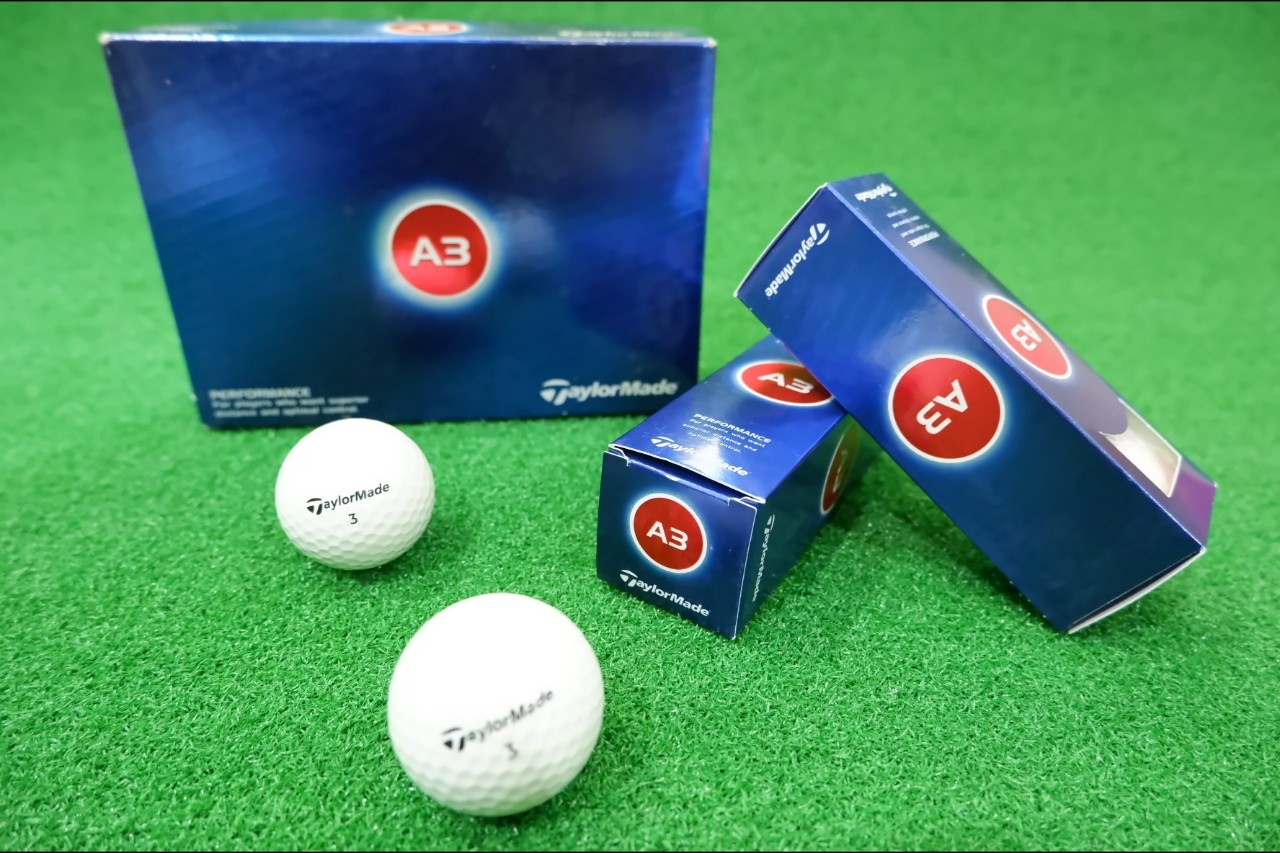 ลูกกอล์ฟ taylormade A3