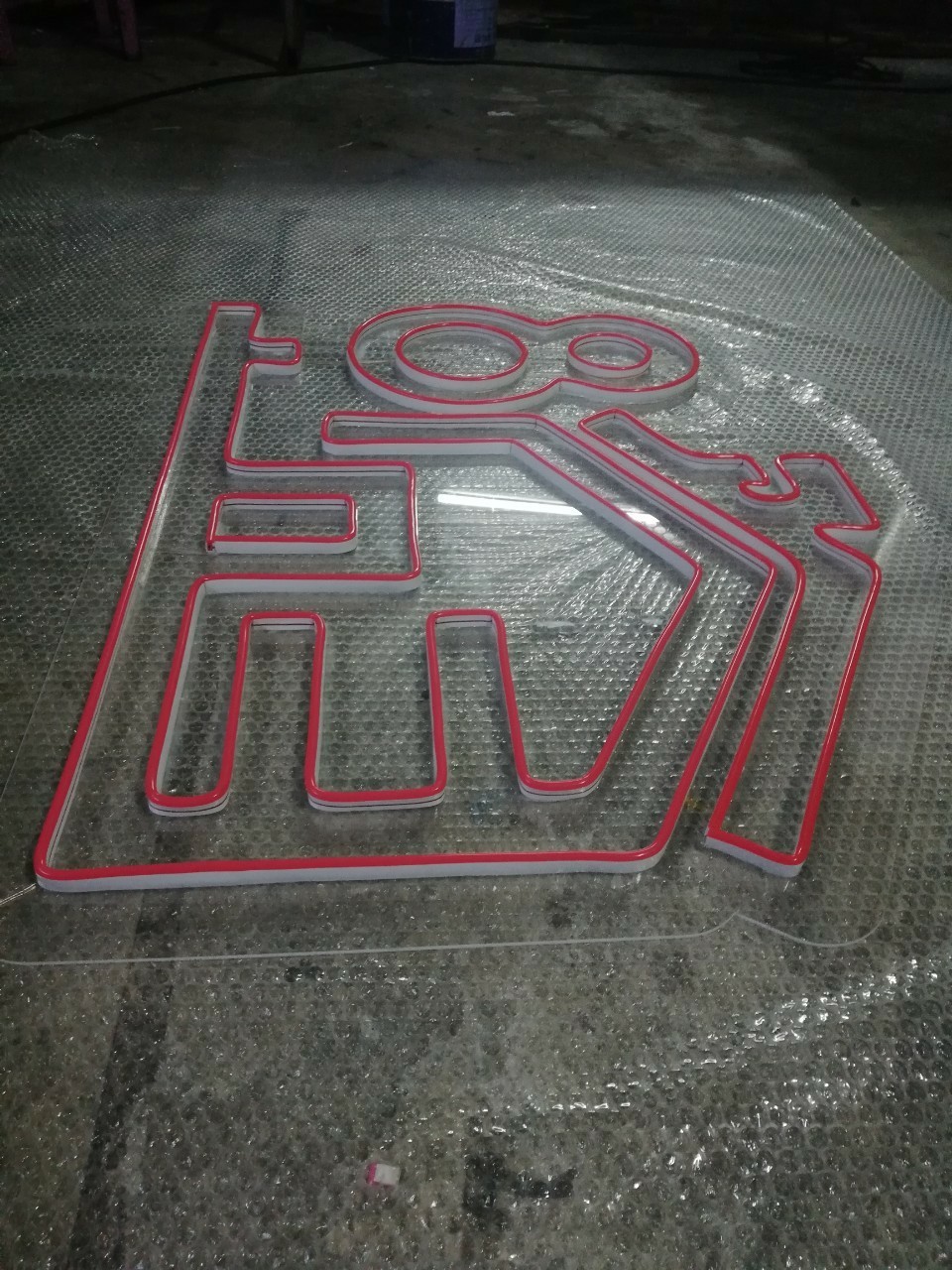 ป้ายไฟนีออน