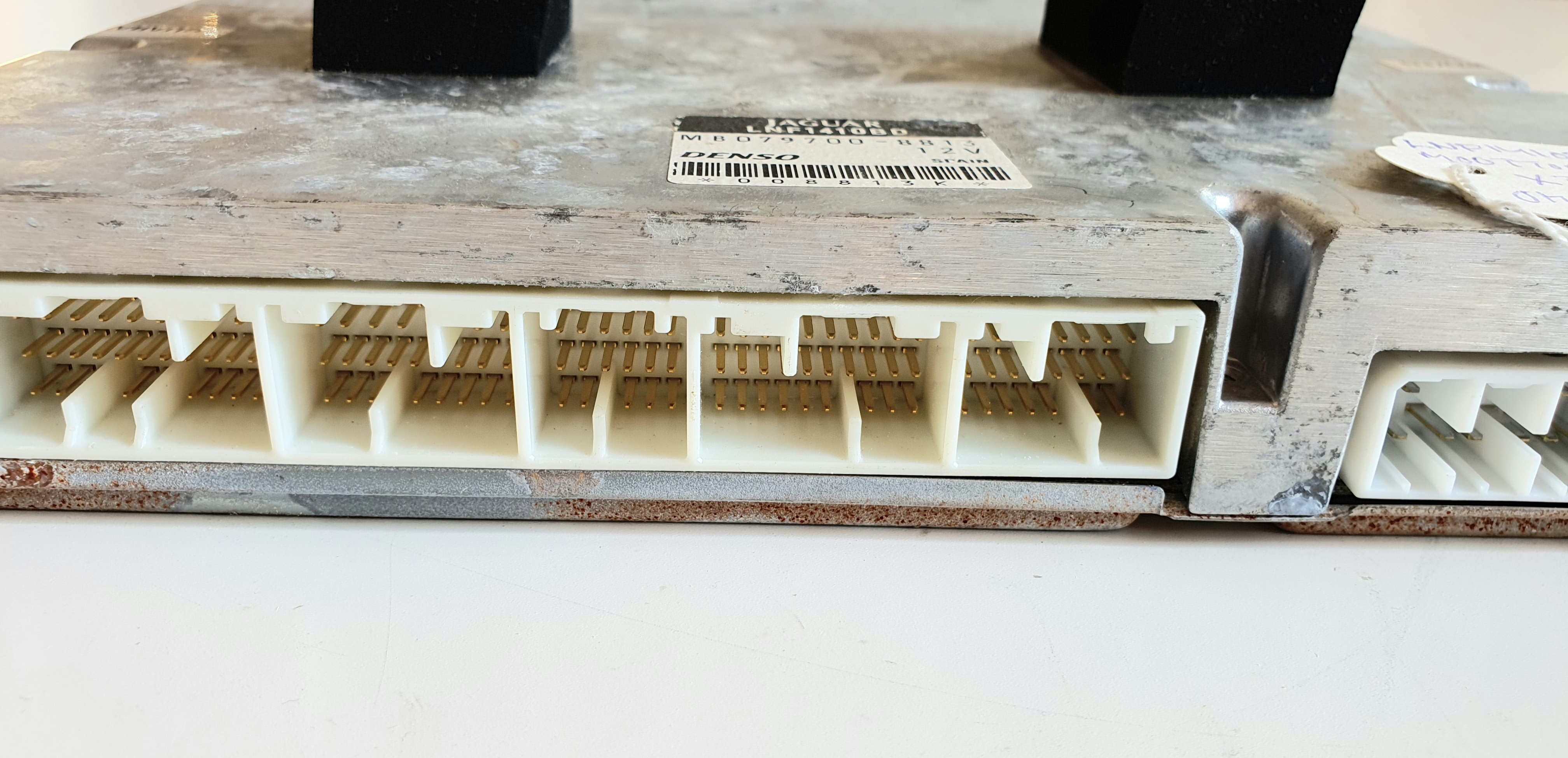 Moottorinohjaus ECU X308, Ohjelmoitava Käytetty =250e