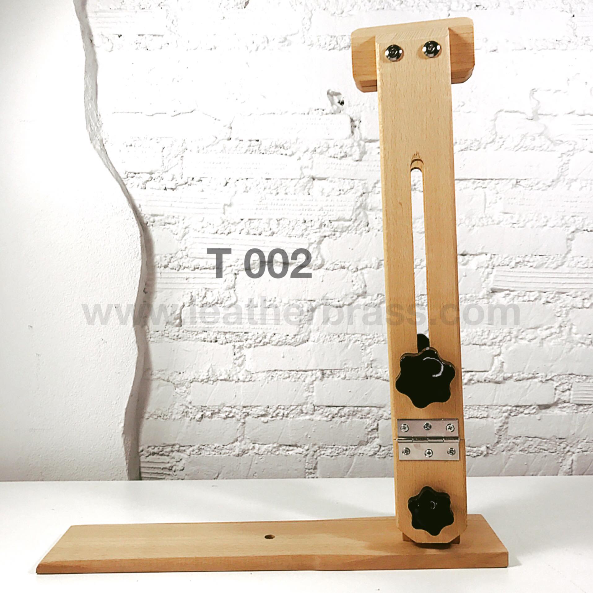 T002 ไม้สำหรับหนีบจับเย็บหนัง ปรับระดับได้ อุปกรณ์เครื่องหนัง leatherbrass**ราคาต่อชิ้น**