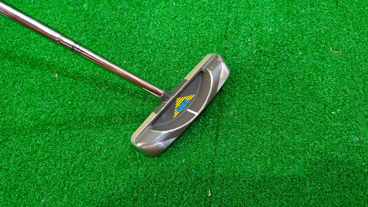 PUTTER SCINDO PAUL HURRION