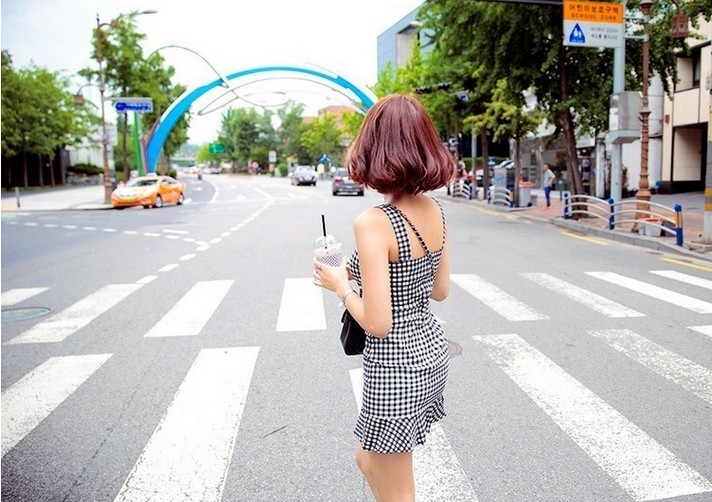 เดรสแฟชั่น ลายสก๊อตเอวสูงแขนกุด ลายขาวดำ ตามแบบ