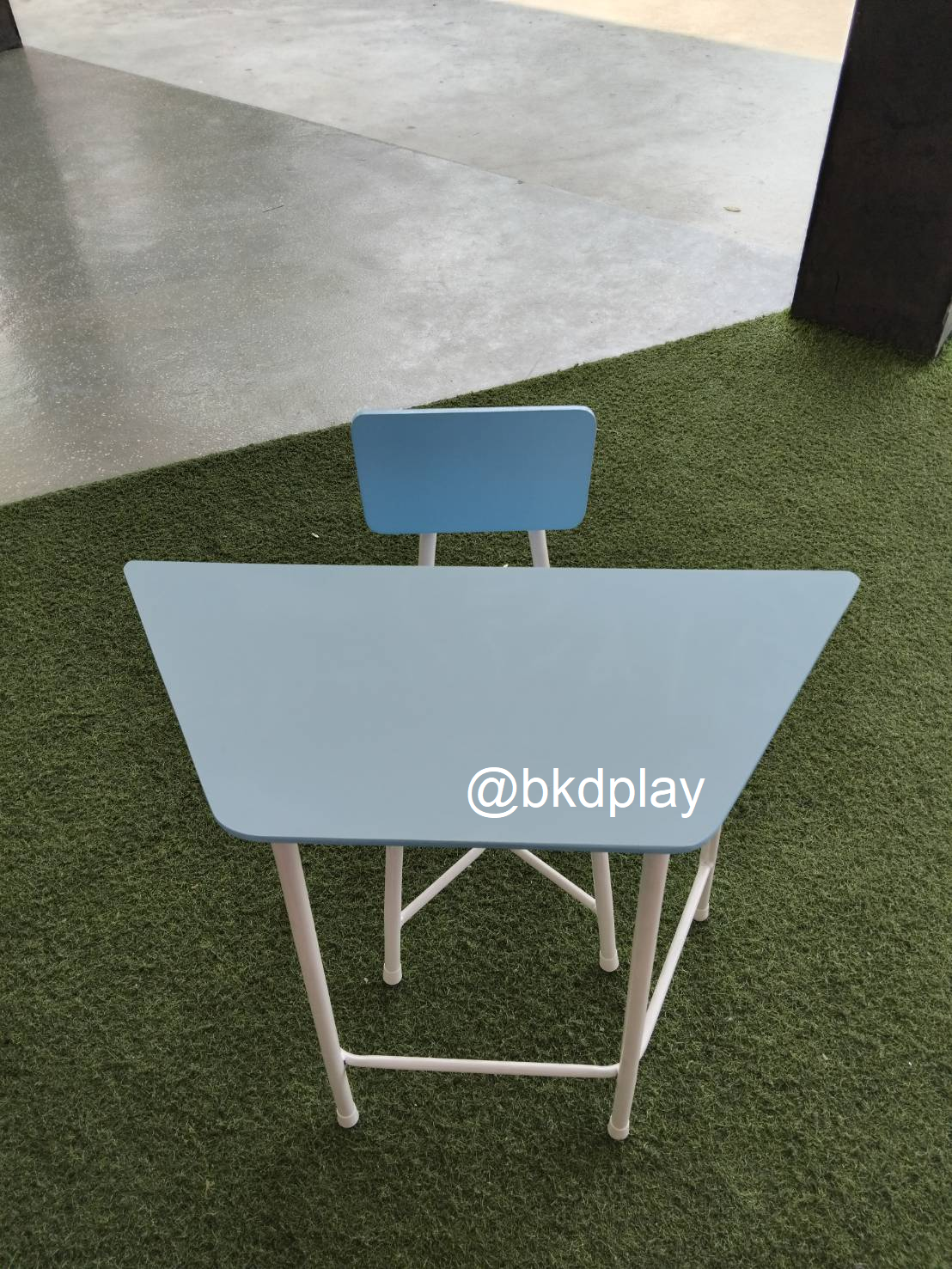 ชุดโต๊ะสี่เหลี่ยมคางหมูพร้อมเก้าอี้6ตัว แบบไม่มีลิ้นชัก ขาเหล็กกลม นักเรียนประถม-มัธยม ,โต๊ะเขียนหนังสือเด็ก, โต๊ะกิจกรรม โต๊ะนักเรียน โต๊ะนักเรียนประถม พร้อมส่งในไทย