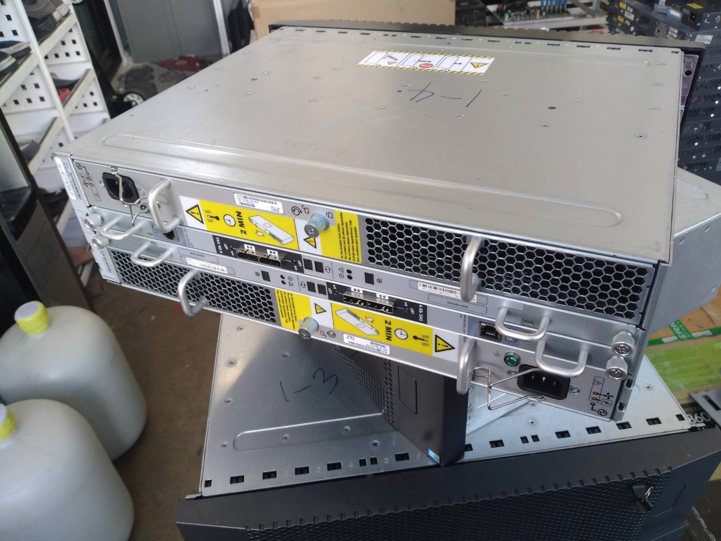 EMC KTN-STL3 15 bay chassis