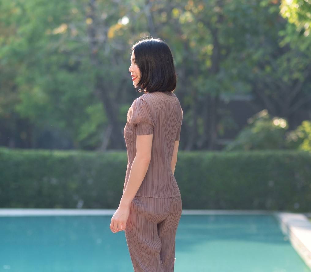 2MUAY BASIC รุ่น GJO2520 SHORT SLEEVE PLEATED TOP เสื้อผู้หญิง เสื้อพลีทคุณภาพ 14 สี FREE SIZE
