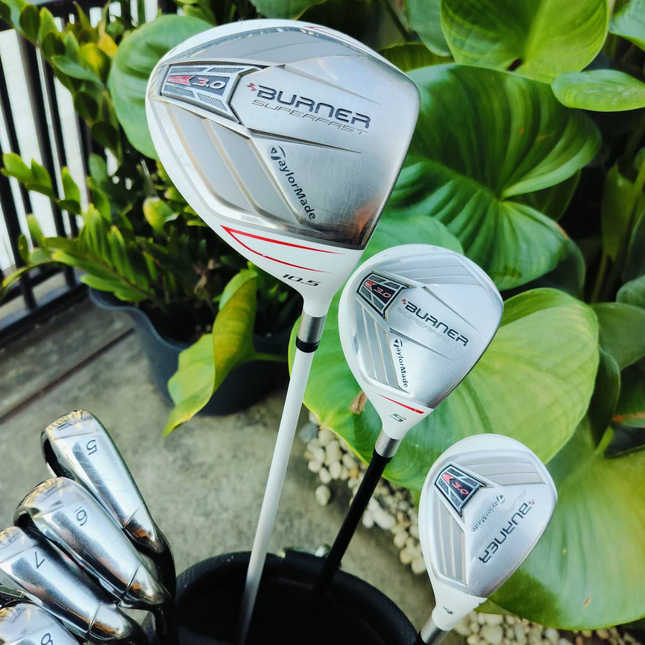 FULLSET TAYLORMADE BURNER 3.0 ไม้กอล์ฟครบชุดคุณภาพสูงจาก Taylormade แค่ชุดเหล็กอย่างเดียวก็คุ้มเกินคุ้ม ตีดีมาก ไม้กอล์ฟพรีเมี่ยมมือสอง ของแท้ By NakaraLuxurious