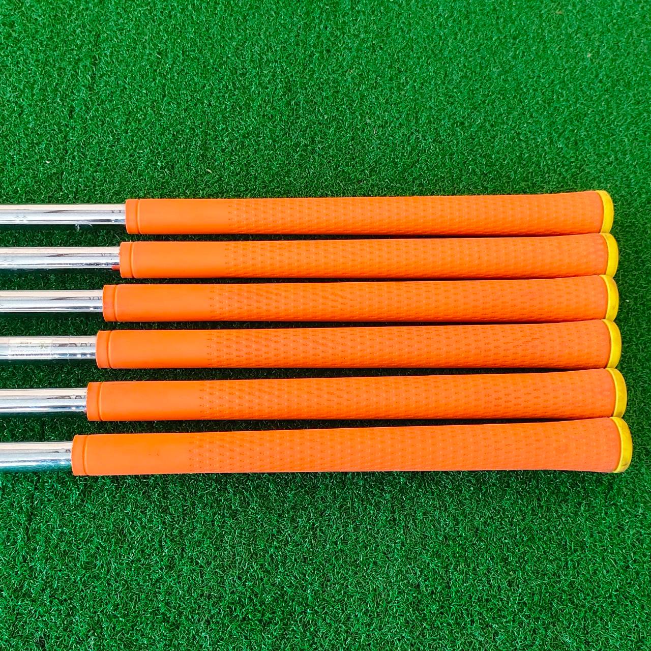 ชุดเหล็ก WILSON STAFF Nc6 มีเหล็ก 5 - 9 เเละ PW ก้าน N.S.PRO 850GH FLEX S ชุดนี้เป็นชุดพรีเมี่ยมของ WILSON เป็นชุดเหล็กหน้าเด้ง ตีไกลกว่าปกติ