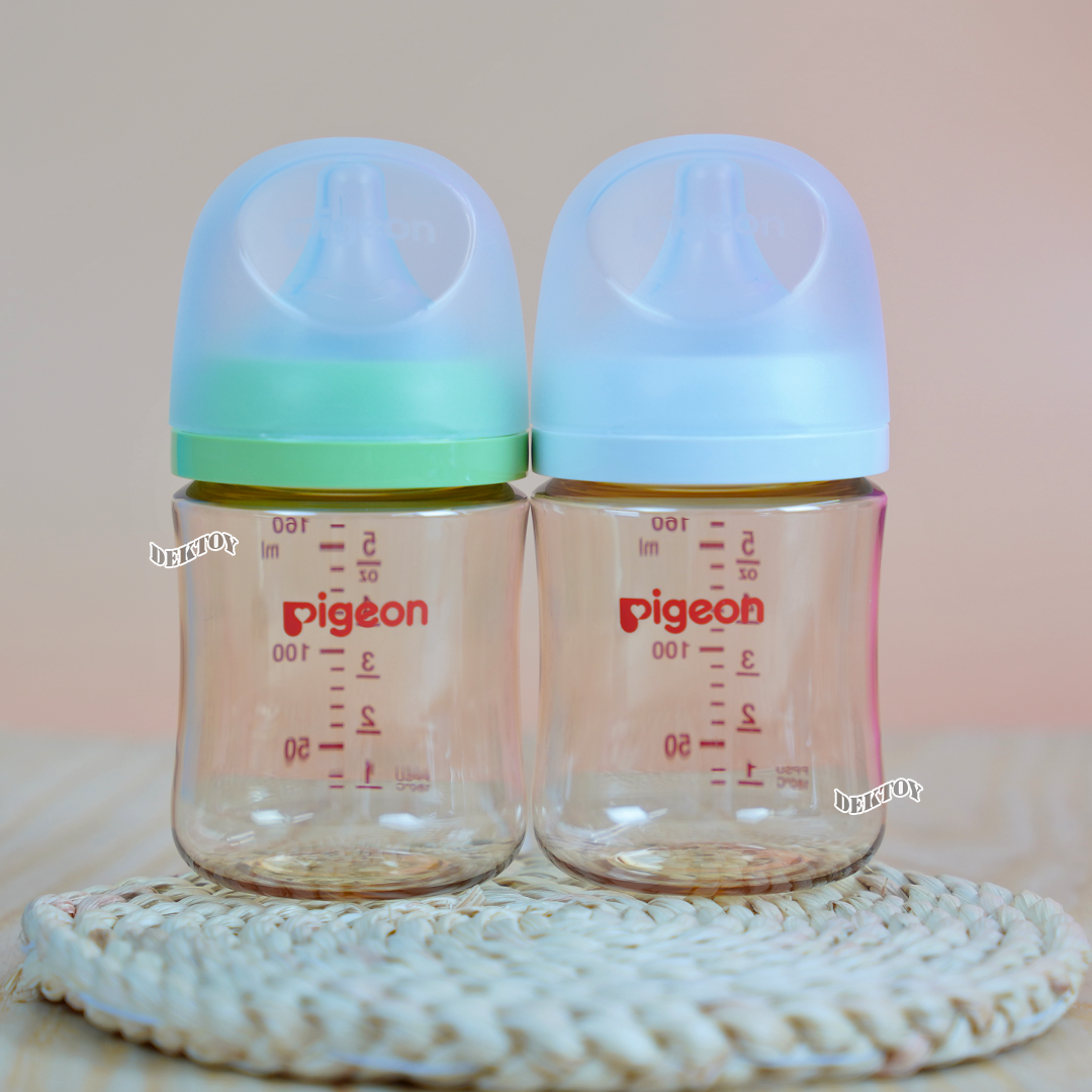 รุ่นใหม่ ไม่พิมพ์ลาย Pigeon พีเจ้น ขวดนมพีเจ้นสีชา 5 ออนซ์แพ็ค2ขวด+ จุกซอฟท์ทัช พลัส SS