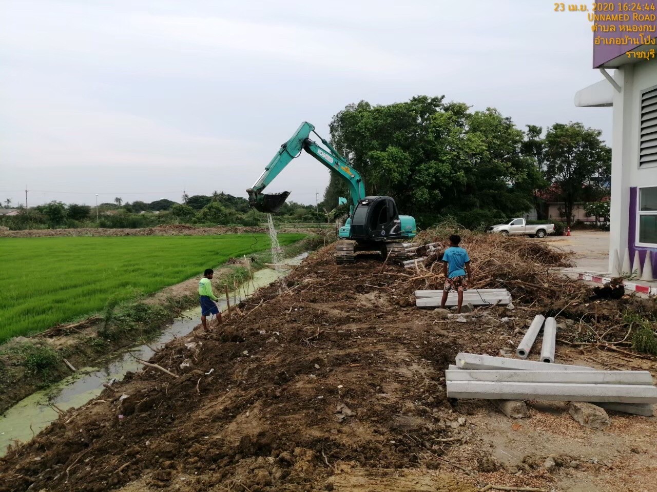 ขนส่ง(บ้านโป่ง) ก่อสร้างรั้วรอบขนส่ง