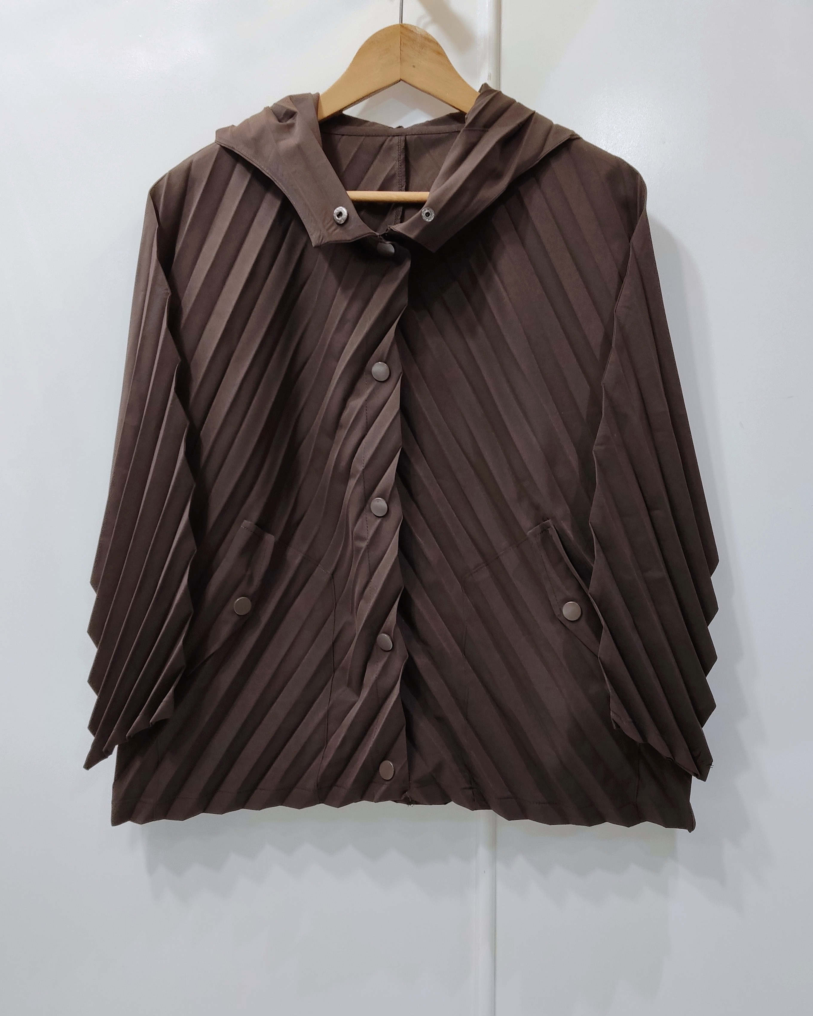 2MUAY รุ่น CX0489 เสื้อคลุมอัดพลีท HOODED BOTTON FRONT PLEATED JACKET 2สี FREE SIZE