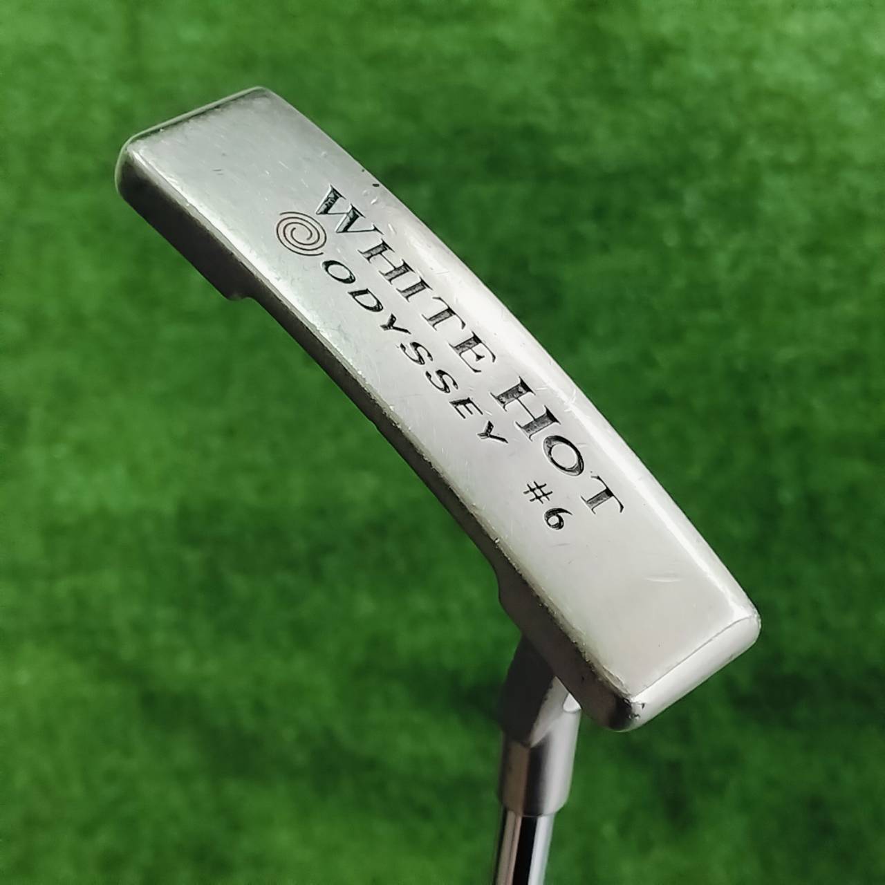 PUTTER ODYSSEY WHITE HOT #6 ยาว 34 นิ้ว เบอร์ 6 พัตต์ง่ายมากขึ้น สภาพสวยเดิมๆเลยค่ะ กริพเดิม ไม้กอล์ฟพรีเมี่ยมมือสอง ของแท้ By NakaraLuxurious