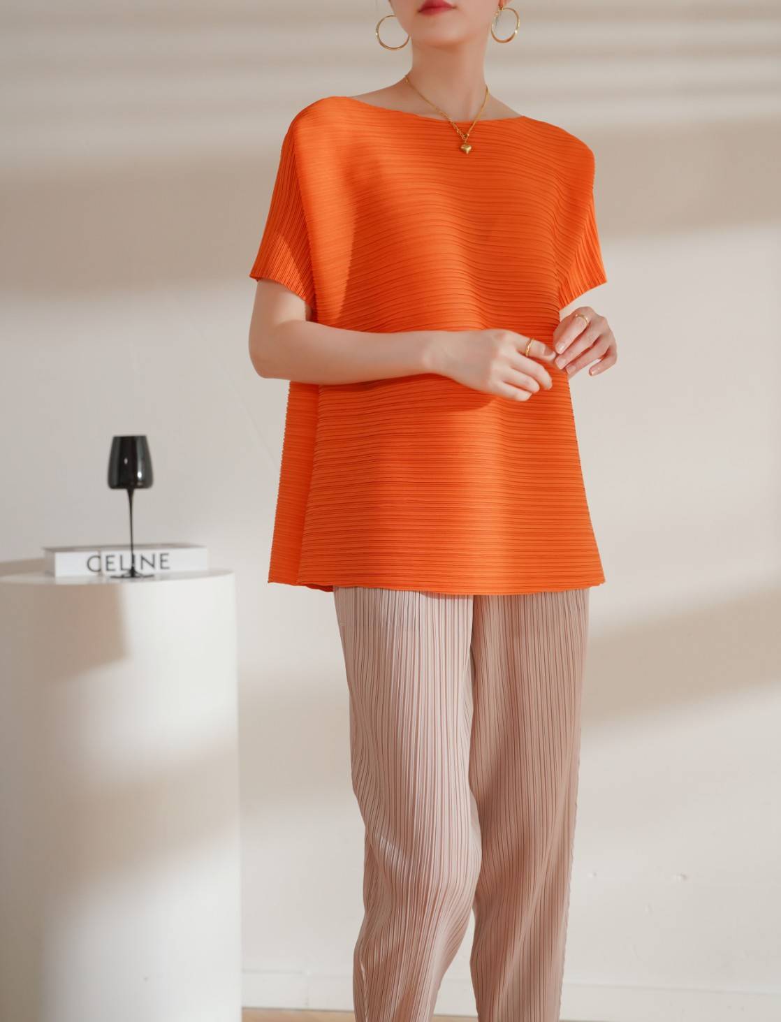 2MUAY รุ่น GJO2953 เสื้อผู้หญิง เสื้อพลีทคุณภาพ 13สี FREE SIZE BOAT NECK PLEATED TOP