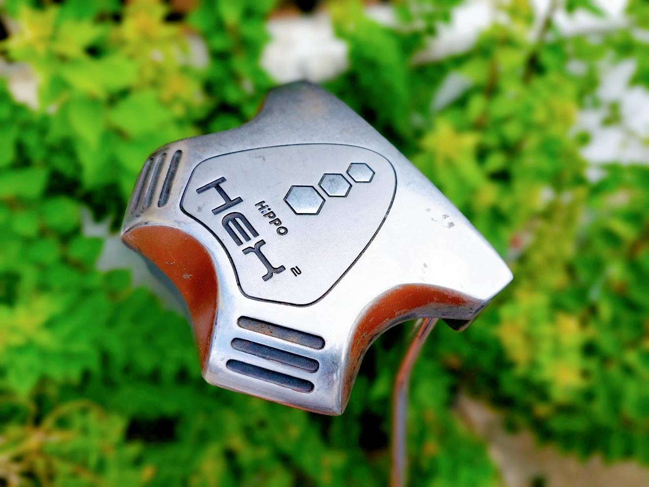 PUTTER HIPPO HEX รูปทรงกระจายน้ำหนัก