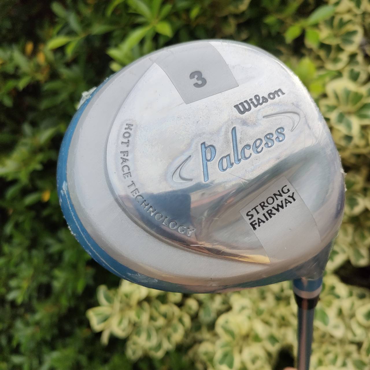 **ไม้กอล์ฟสำหรับผู้หญิง** LADYSET WILSON PALCESS ของใหม่มือหนึ่ง คุณภาพดีมาก ชุดนี้ไม่มี Driver และเหล็กยาว เพราะ Driver และ ไฮบริด เป็นไม้พิเศษที่สามารถไปเลือกซื้อแยกชิ้น เพื่อที่จะได้หัวใหญ่และเทคโนโลยีทันสมัย อย่างในปัจจุบัน ไม้กอล์ฟมือสอง ของแท้ BY Na