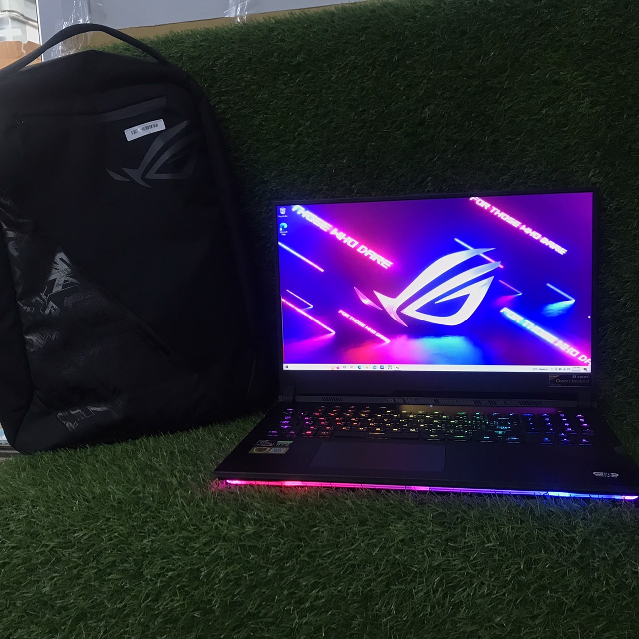 Notebook Asus ROG Strix Scar 17 G743QS-HG130T