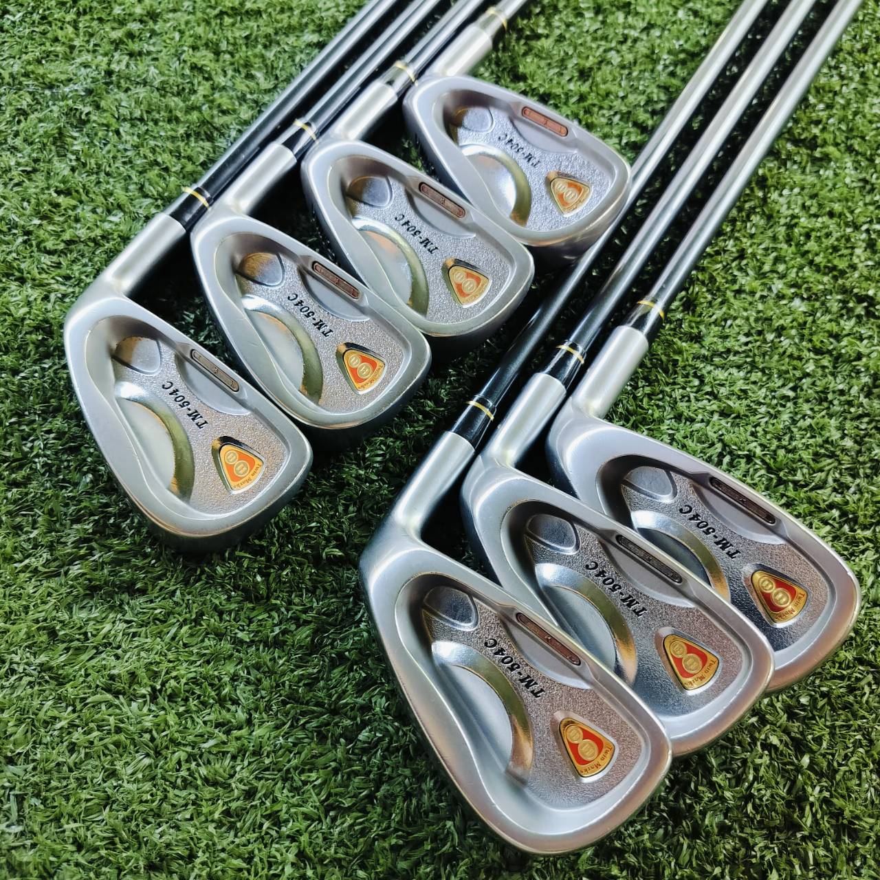 ***ไม้กอล์ฟผู้หญิงพรีเมี่ยม*** ชุดเหล็ก HONMA TM 504C ก้าน ARMRQ 846 FLEX L **1ดาว** เป็นก้านถักพรีเมี่ยมสูงสุดของญี่ปุ่น ไม้กอล์ฟพรีเมี่ยมมือสอง ของแท้ By NakaraLuxurious