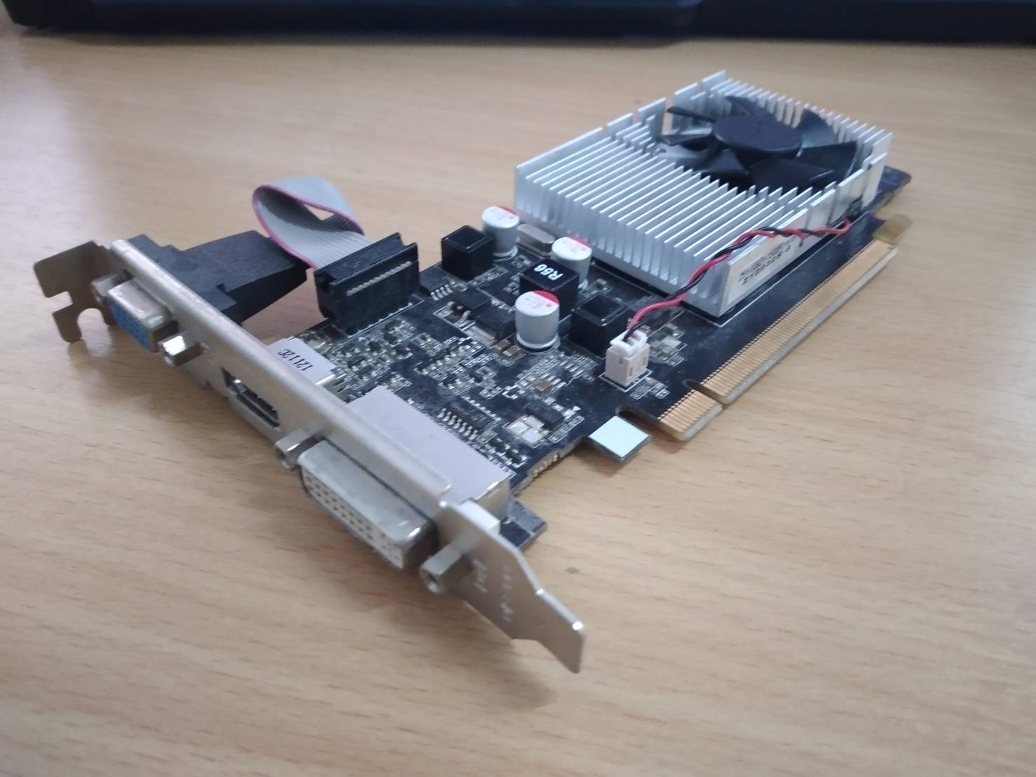 ACER GT620 DDR3 2GB 288-8N214-110AC รองรับ Port DVI VGA HDMI ( ขายาว )