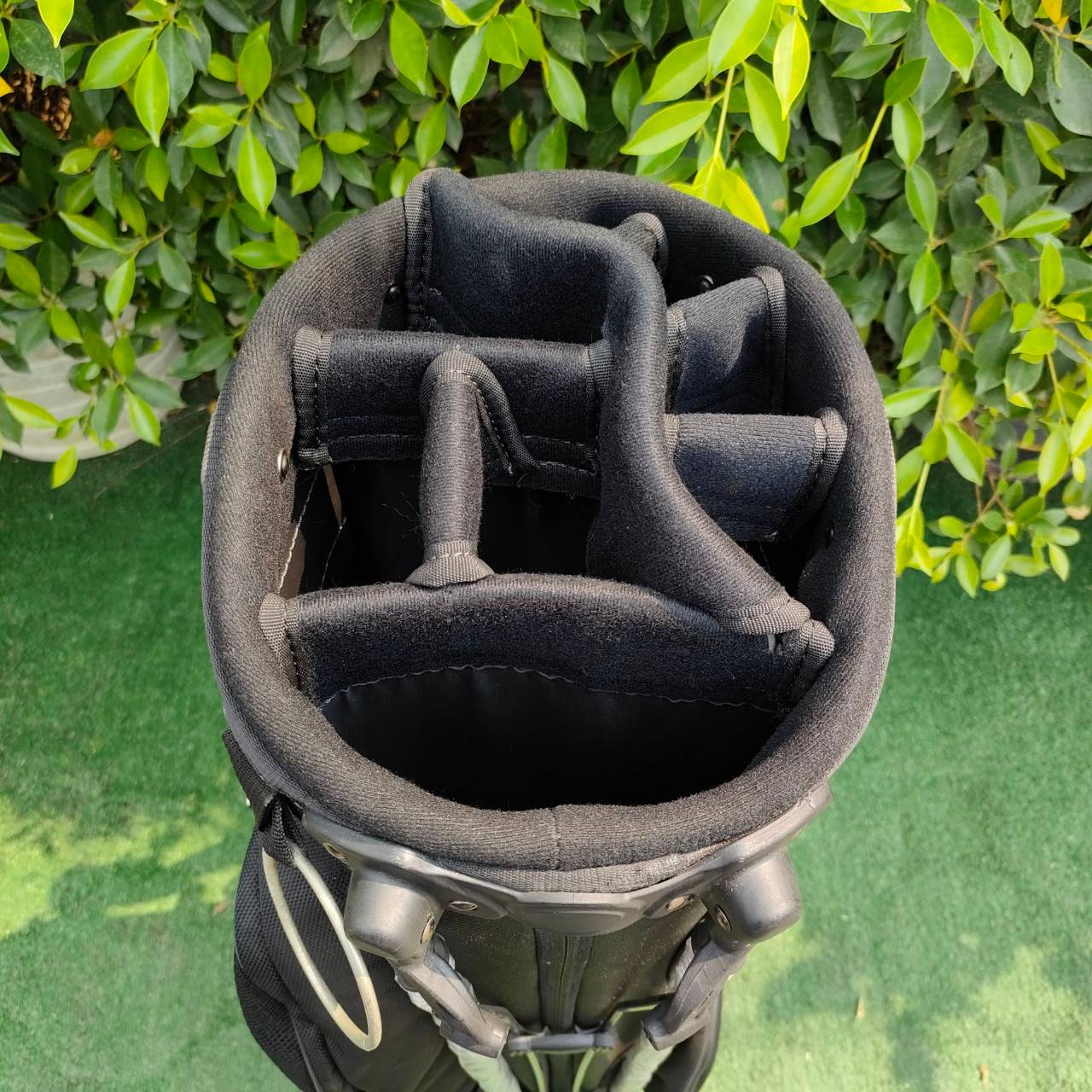 ถุงกอล์ฟขาตั้ง มือสอง ถุงสวยและแข็งแรงมากๆครับ