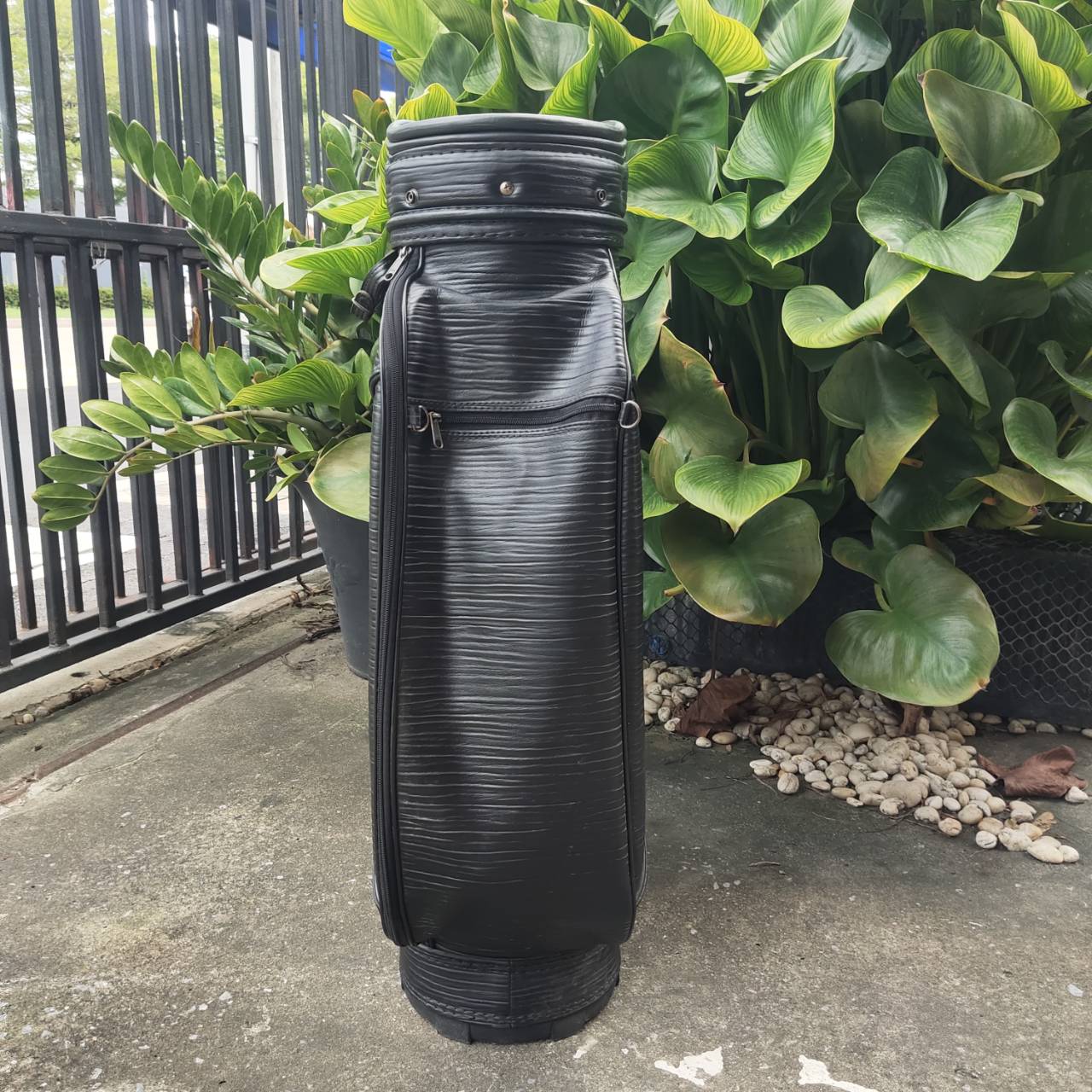 ถุงกอล์ฟ ARLUX the best golf มือสอง หนังสวยมาก เรียบหรู