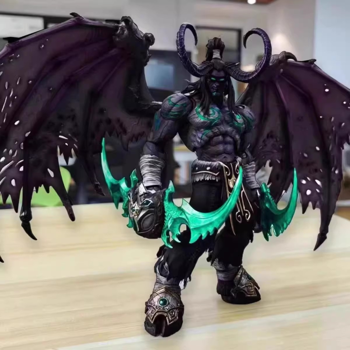 [สั่งจอง]Hero toys 1/10 : Demon Hunter [Limited Black]