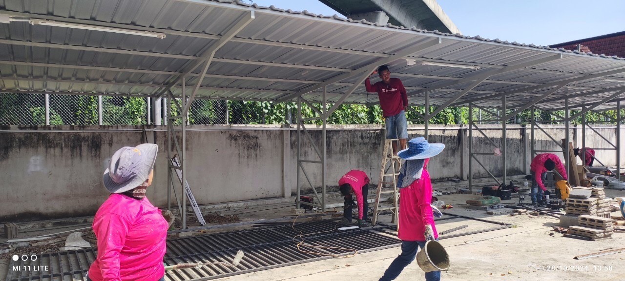 ลานที่จอดรถ อาจารย์หมอ ร.พ.ศิริราช