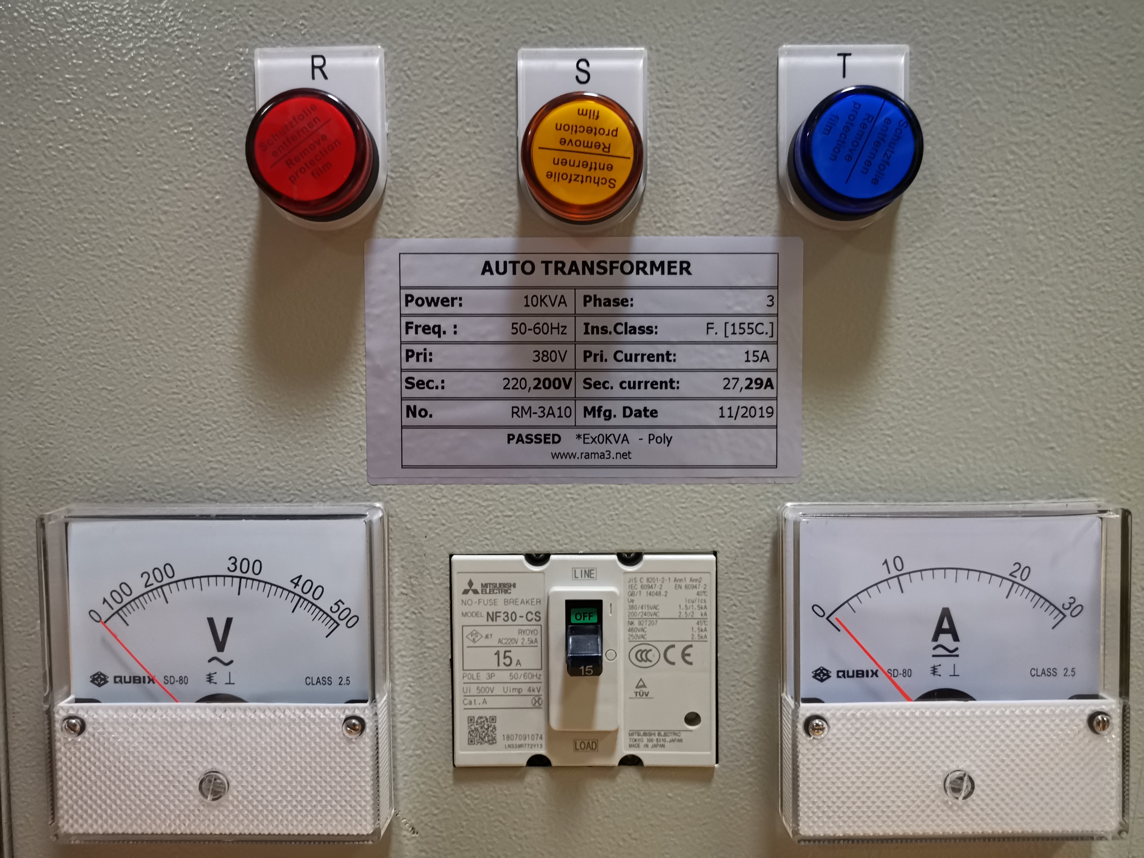1KVA 3P 50/60Hz in380V[1.5Amp] / out200V[2.8Amp]220V[2.6Amp]+G+N